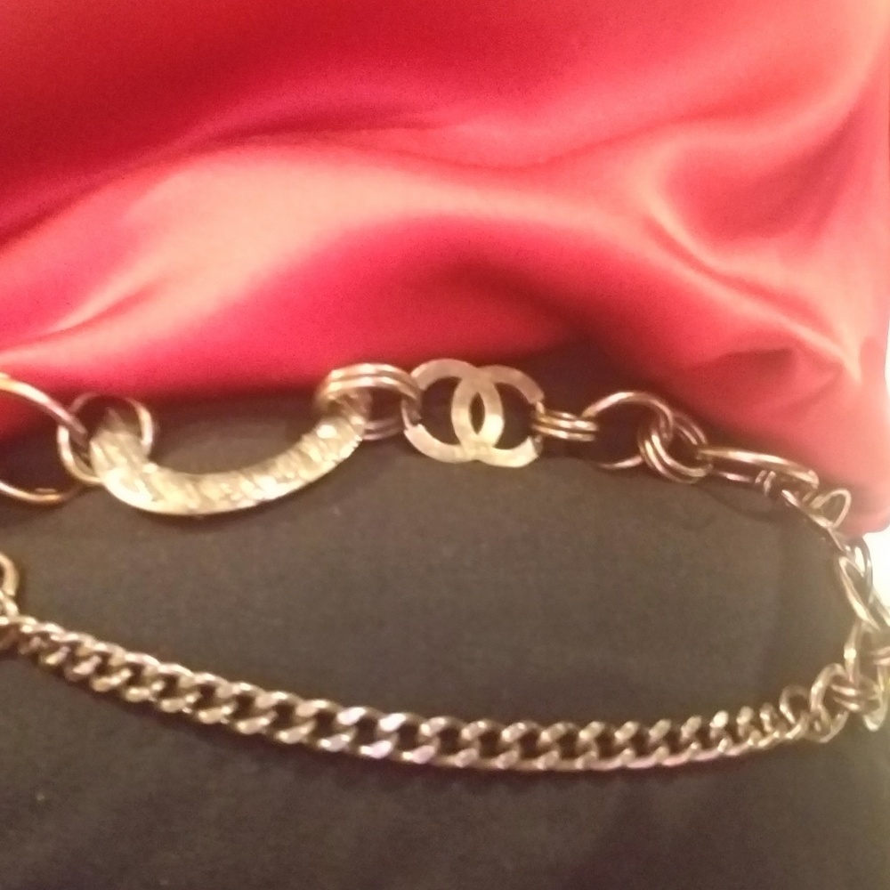 100% Authentic Chanel Belt Necklace - Picture 3 of 10